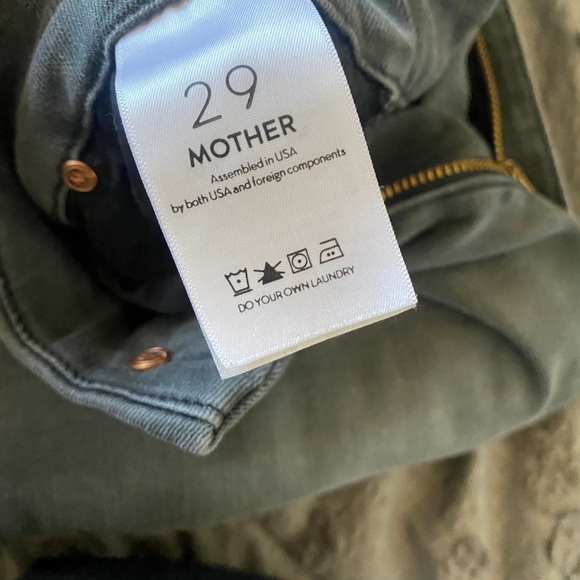 Mother “The Looker” Denim Jeans - Picture 9 of 10
